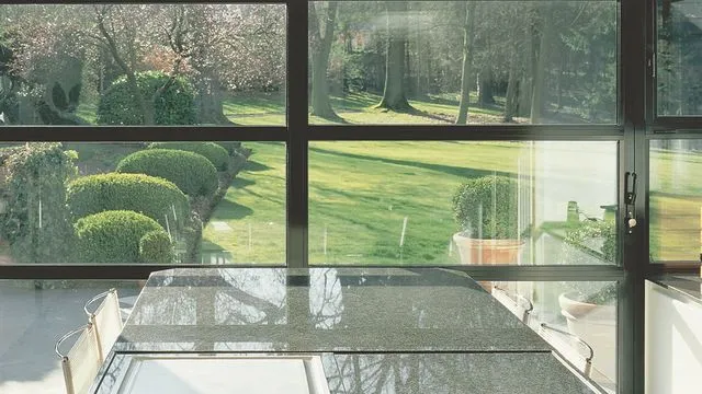 veranda avec vitrage solaire