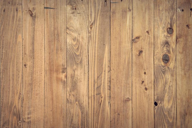 mur en bois