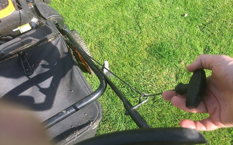 Lawn_Mower_Pull_Cord_Not_Catching