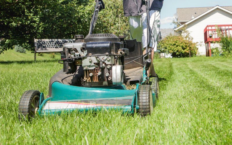 Lawn_Mower_Acts_Like_It_s_Running_Out_of_Gas