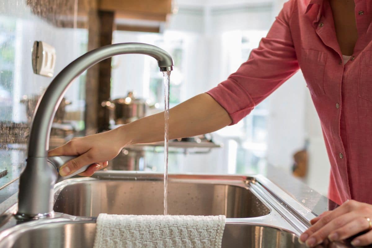 Les meilleures astuces pour économiser l’eau à la maison