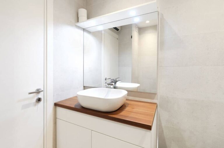 Quelle est la hauteur idéale pour votre vasque de salle de bain ?