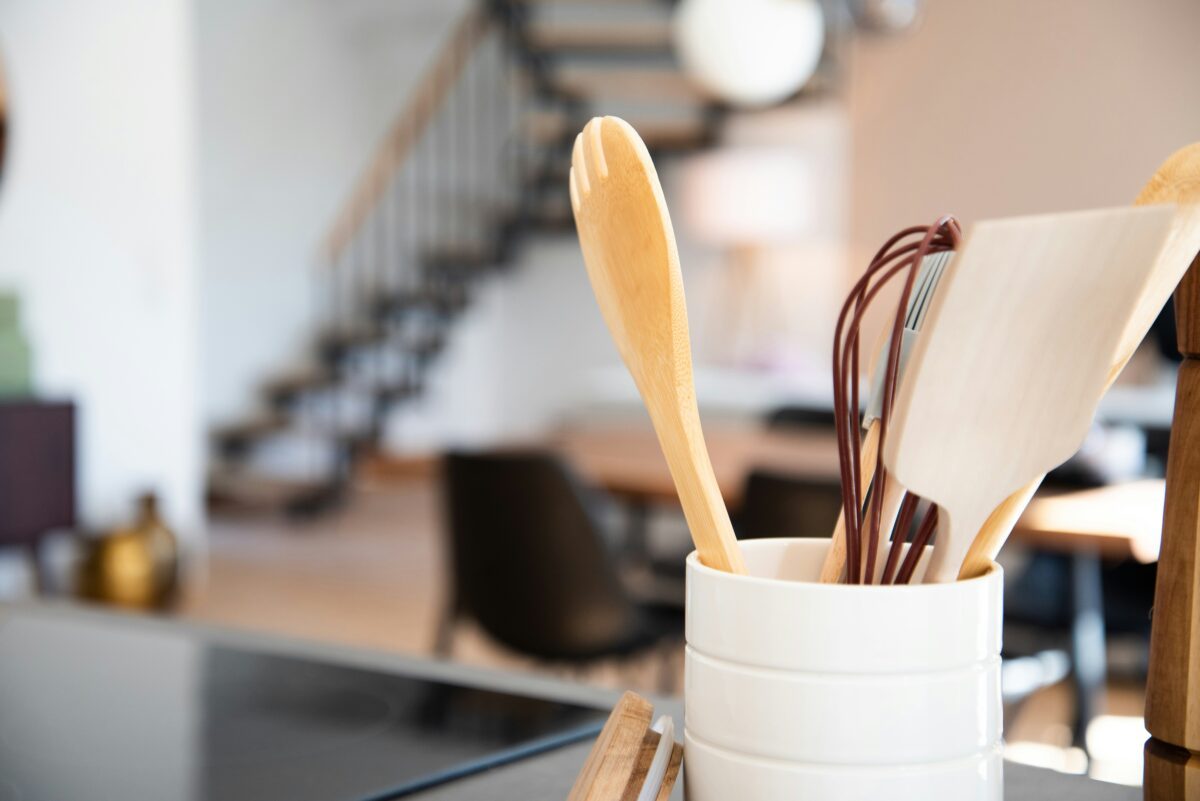 découvrez notre sélection de fournitures de cuisine de haute qualité pour préparer des repas délicieux et réussis.