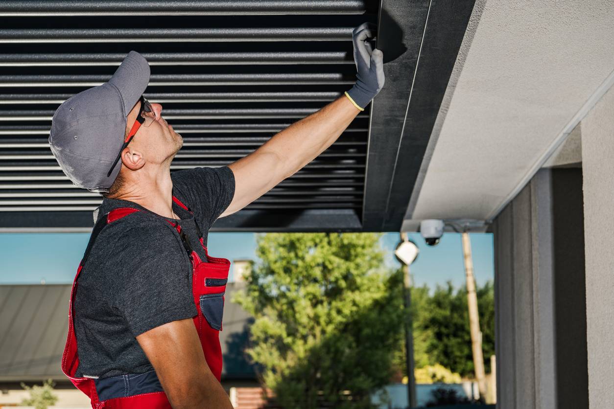 Installation pergola bioclimatique