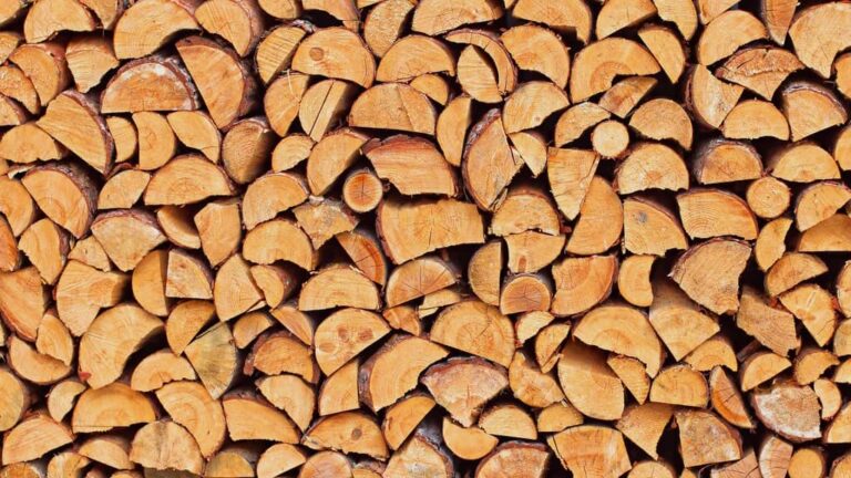 Combien de stères dans 1 corde de bois ?