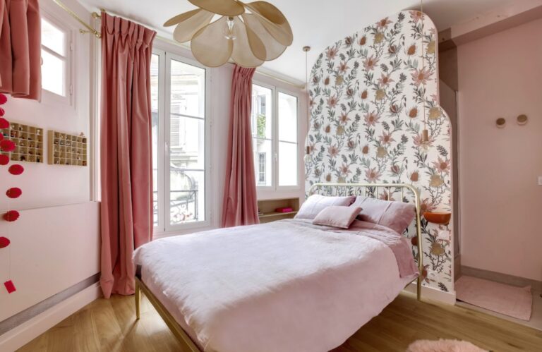 Comment décorer une chambre rose pour une ambiance douce et apaisante ?