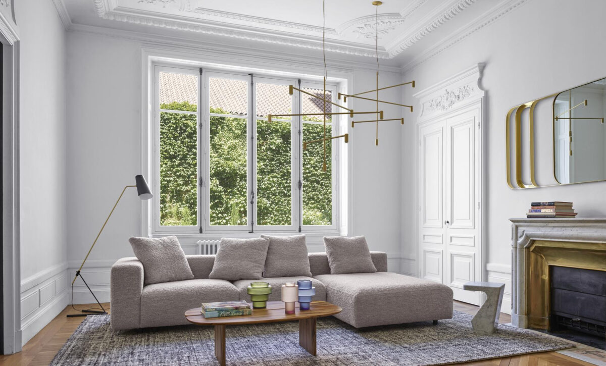 Comment décorer votre salon gris pour une ambiance chic et intemporelle ?