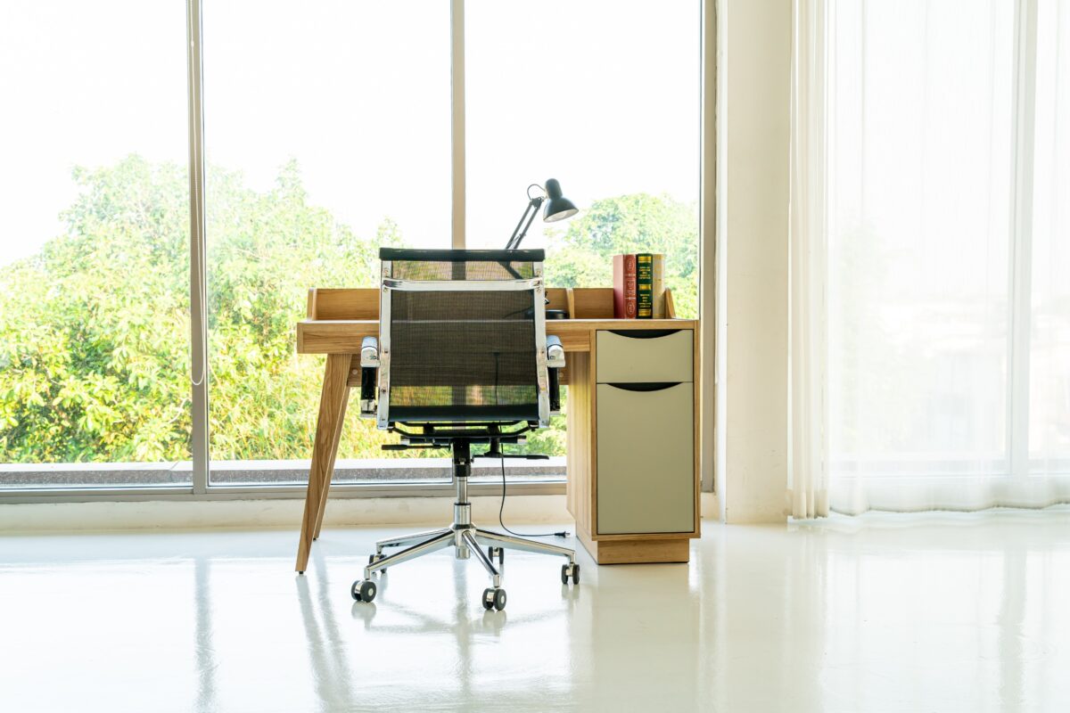 Quelle chaise de bureau choisir pour travailler à la maison ?