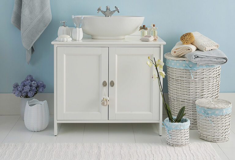 Comment choisir le meilleur panier à linge design pour votre salle de bain ?