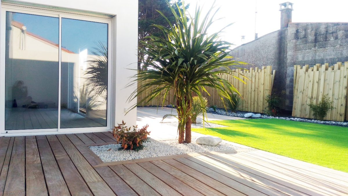 Comment réussir l'aménagement de votre terrasse en bois : 5 conseils essentiels
