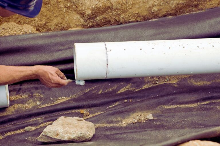 Comment déboucher une canalisation enterrée efficacement ?