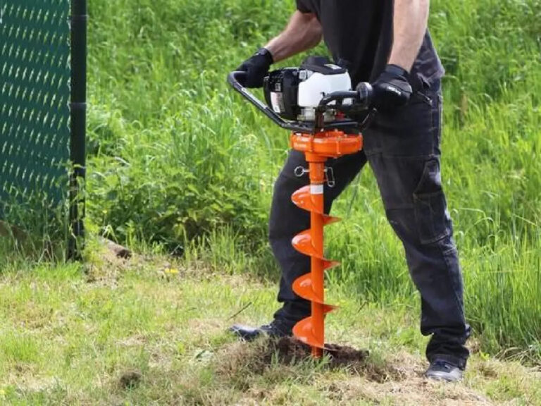 Comment bien choisir sa tarière de jardinage