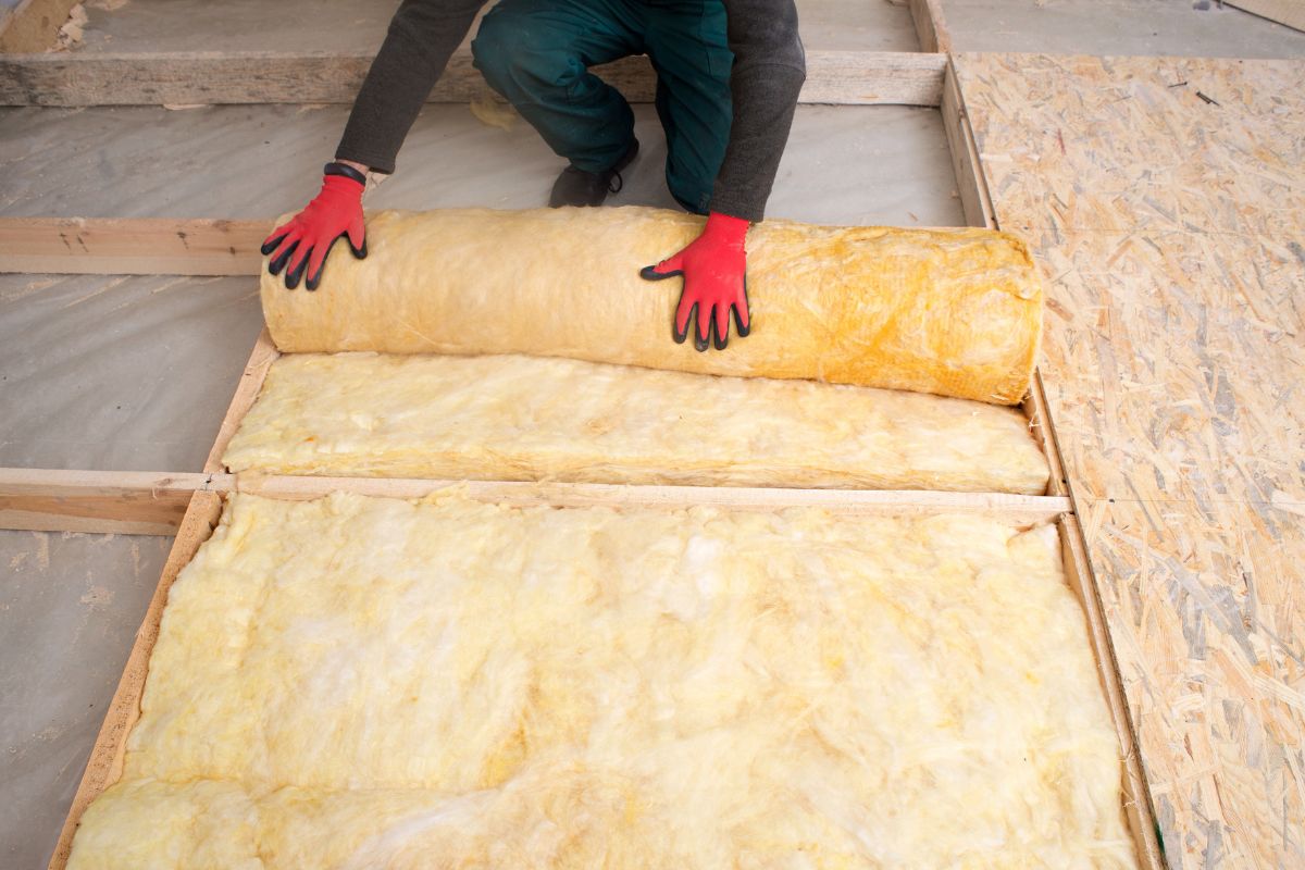 Comment réaliser une isolation optimale de votre plancher en bois ?