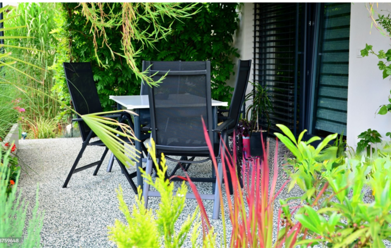 terrasse moquette de pierre