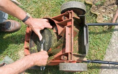 how-to-tell-which-side-of-lawn-mower-blade-is-up.jpg