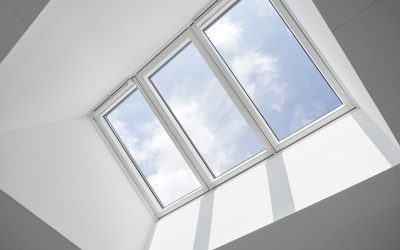 Quels avantages apporte une verrière de toit Velux ?